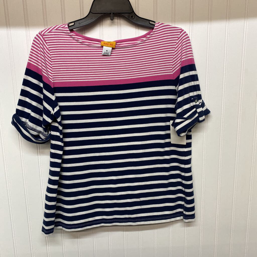 CUFFED SLEEVED TOP