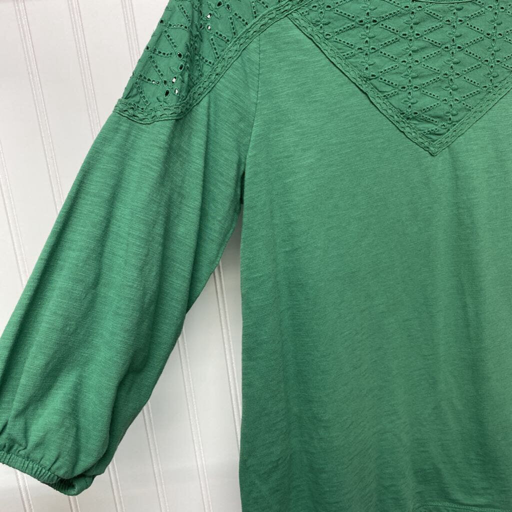 LONG SLEEVED TOP