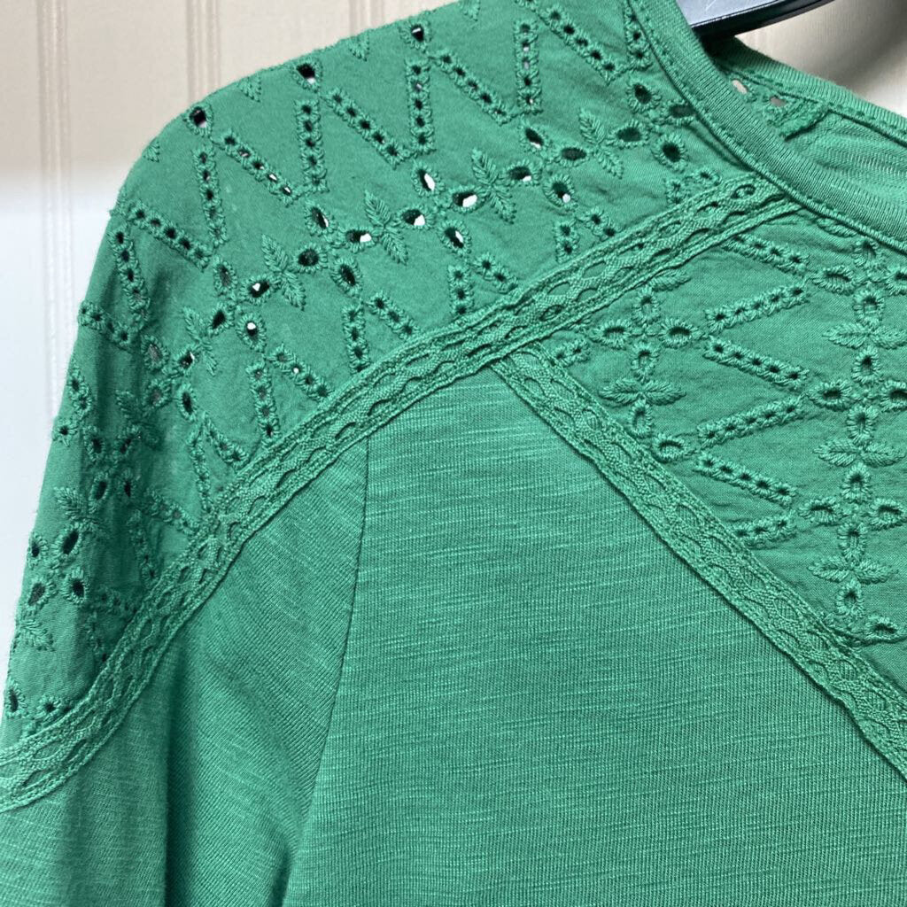 LONG SLEEVED TOP