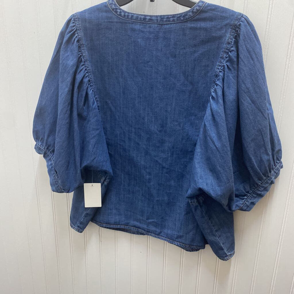 SHORT SLEEVE DENIM TOP
