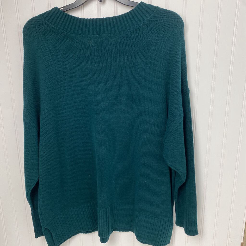 WOMENS PLUS SWEATER