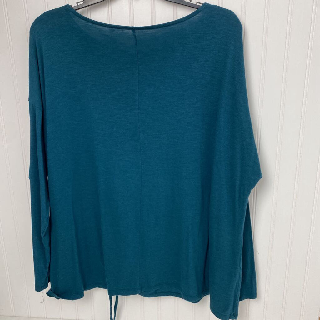 LONG SLEEVE KNIT TOP