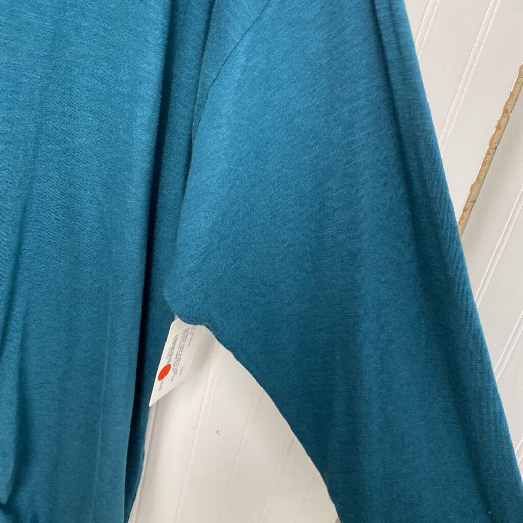 LONG SLEEVE KNIT TOP
