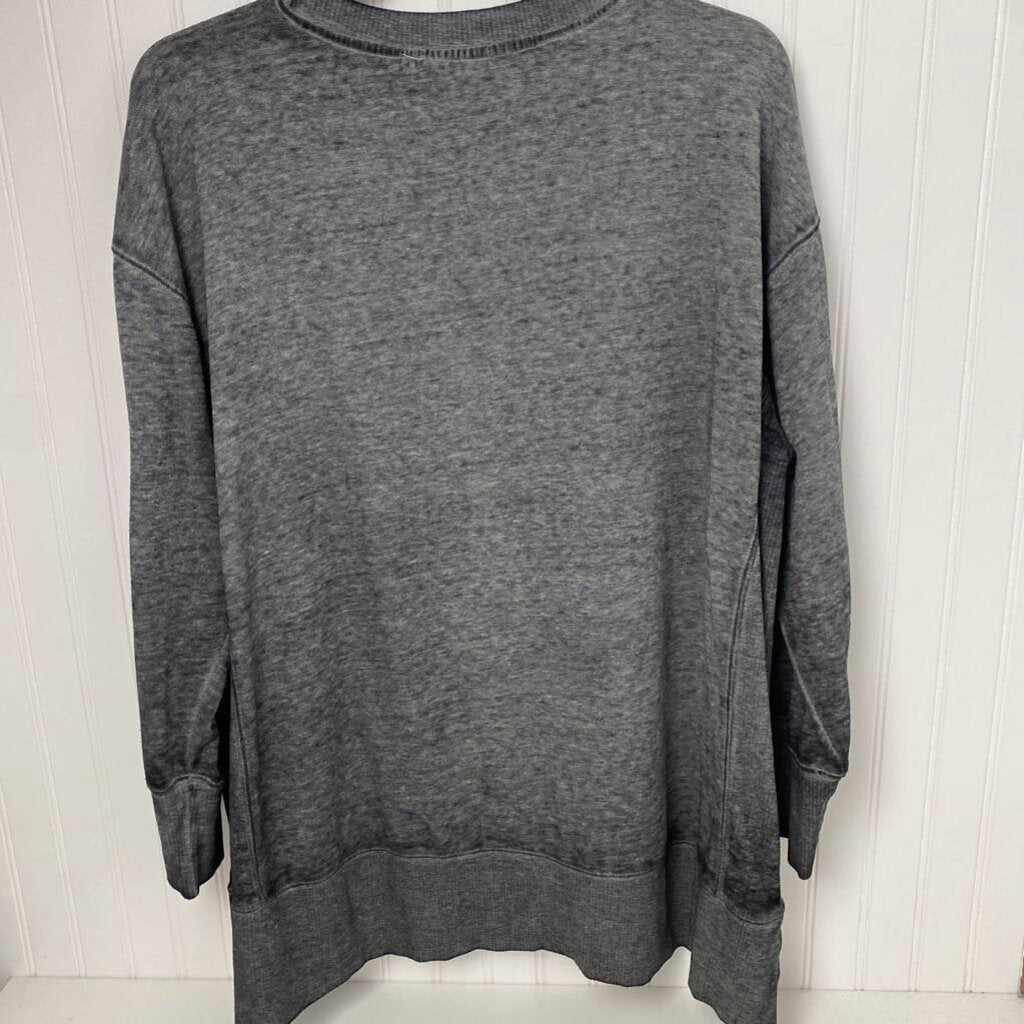 WOMENS PLUS GRAPHIC SWEATSHIRT