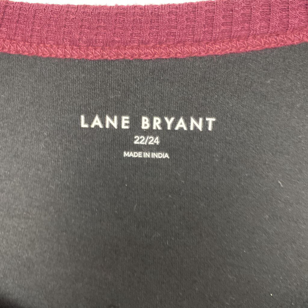 LONG SLEEVE GRAPHIC TEE