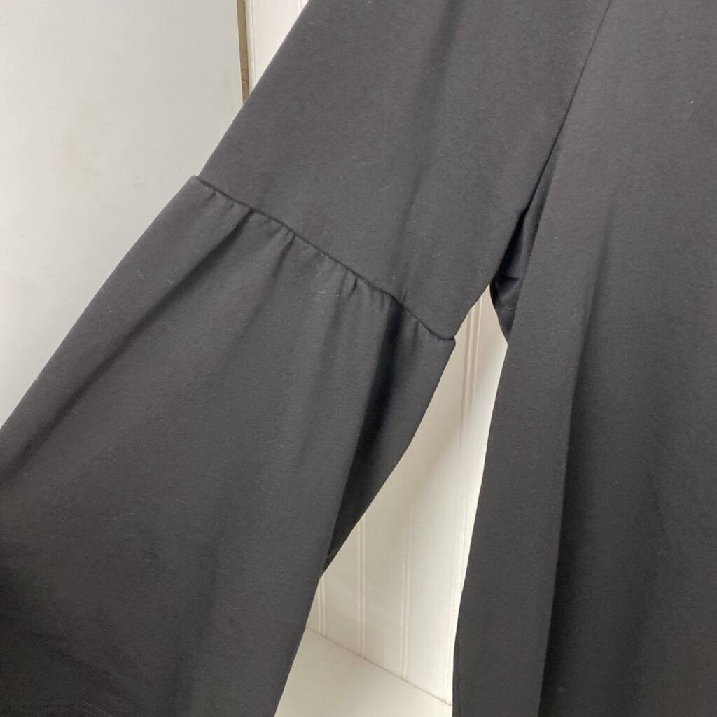 LONG SLEEVE MOCK NECK TOP
