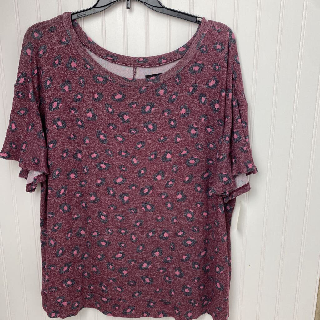 SHORT SLEEVE KNIT TOP