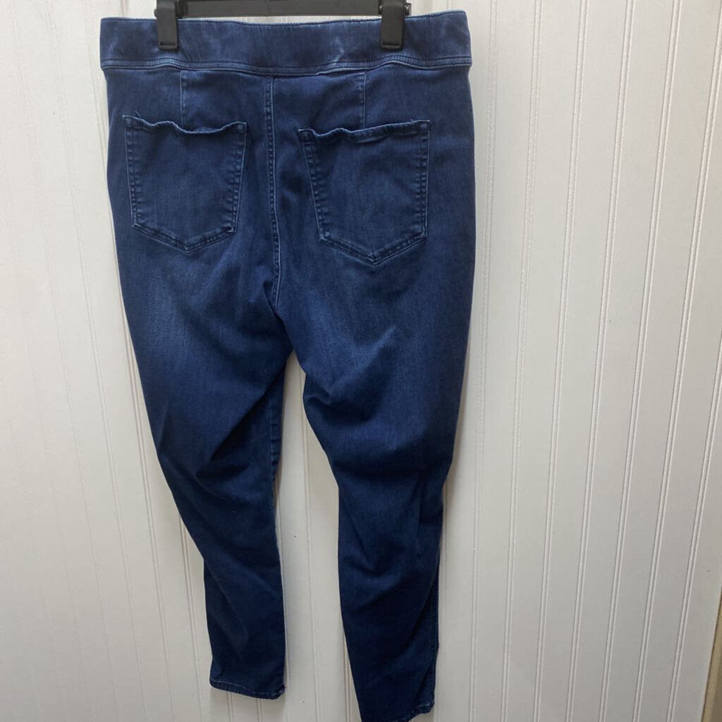 WOMENS PLUS SKINNY JEANS