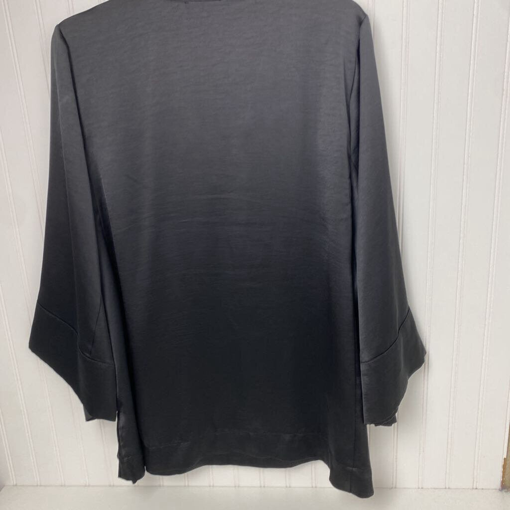 LONG SLEEVE TOP