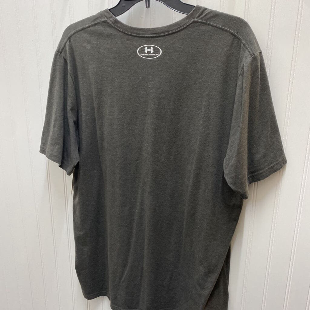 MENS GRAPHIC TEE
