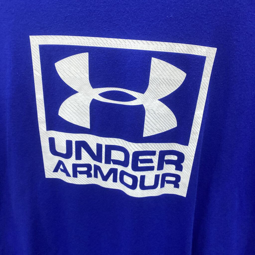 MENS GRAPHIC TEE