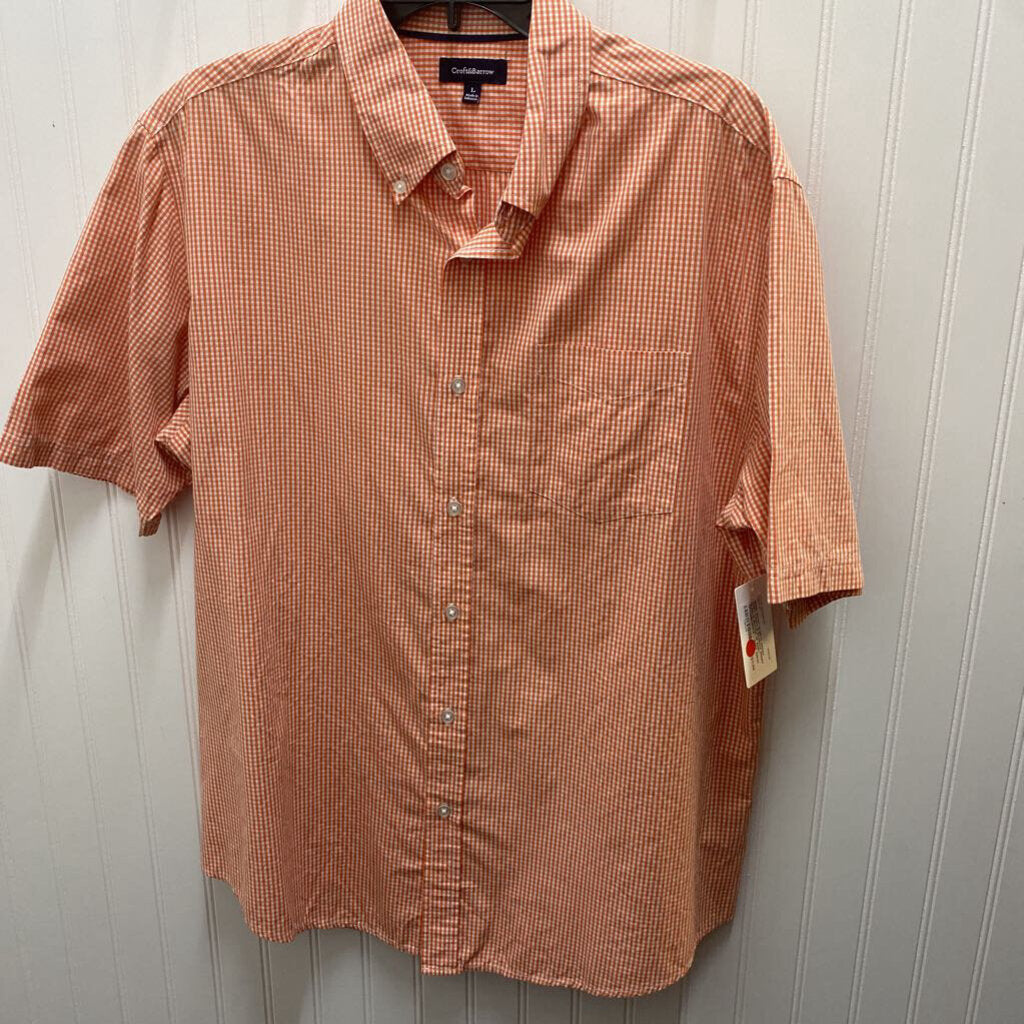 SHORT SLEEVE BUTTON UP SHIRT