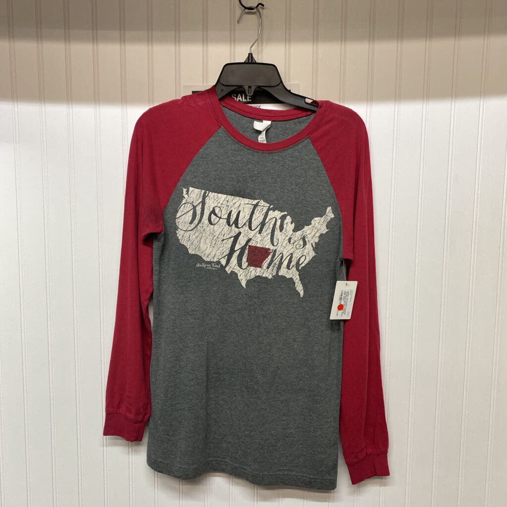 GRAPHIC LONG SLEEVED