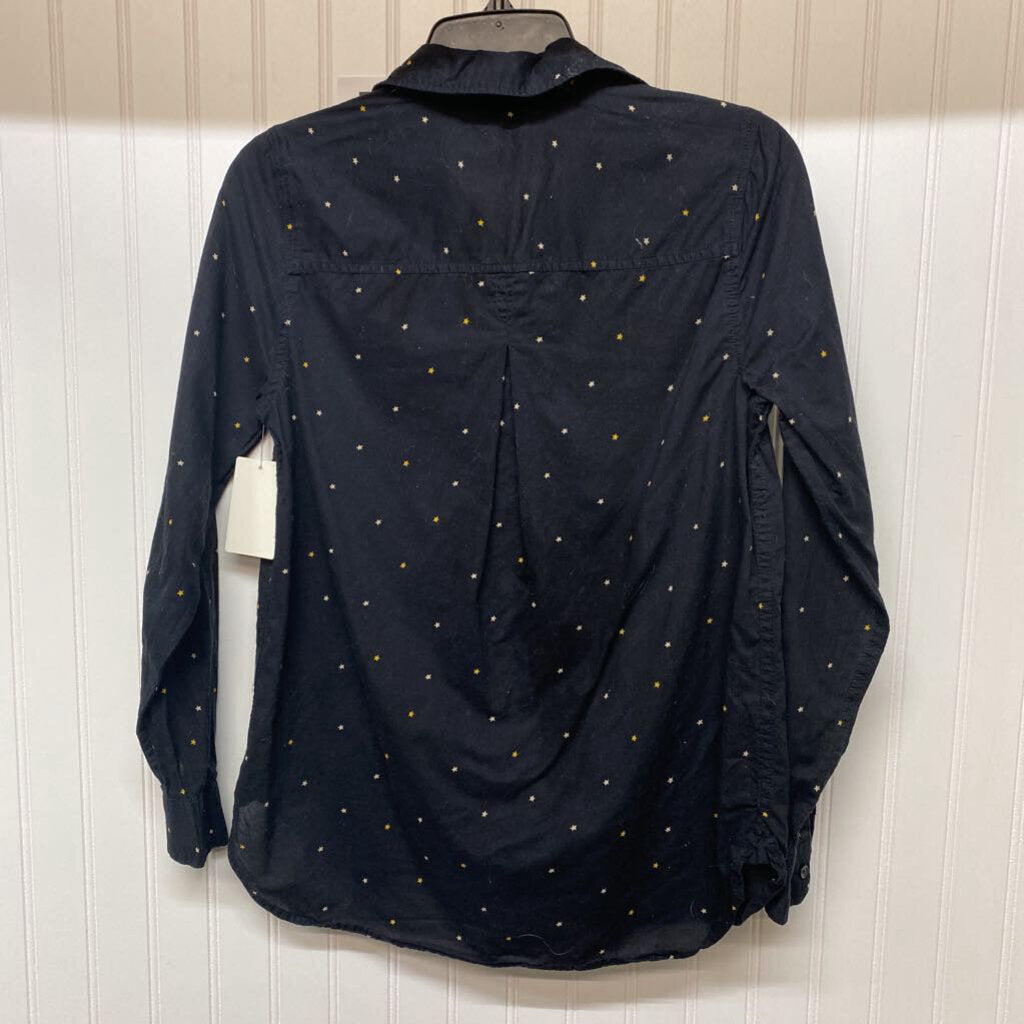LONG SLEEVED BUTTON DOWN