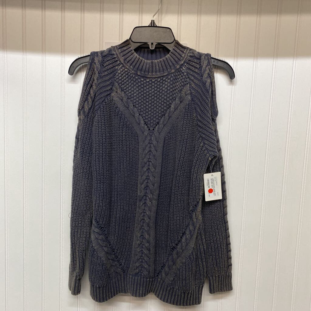 OPEN SHOULDER CABLE KNIT