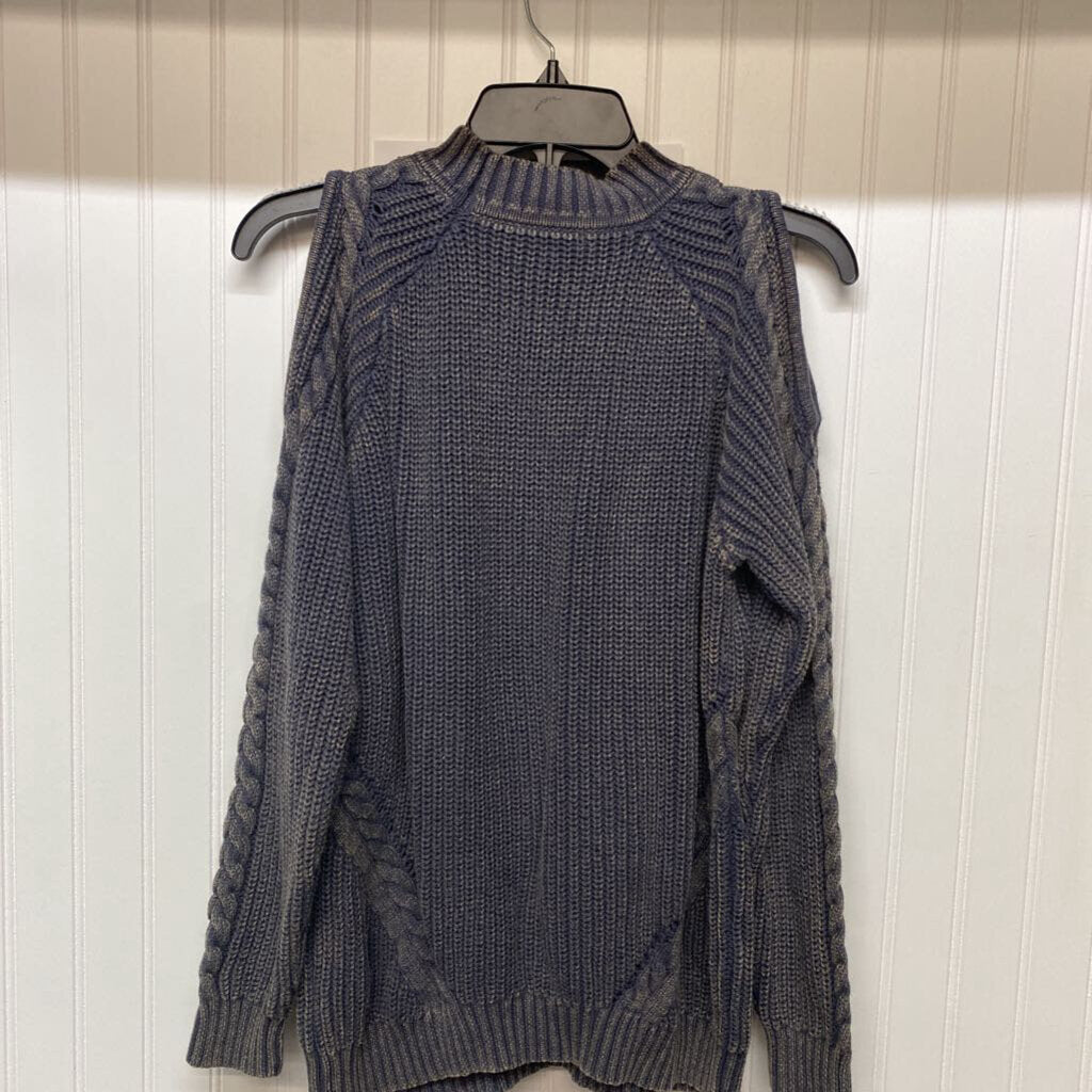 OPEN SHOULDER CABLE KNIT