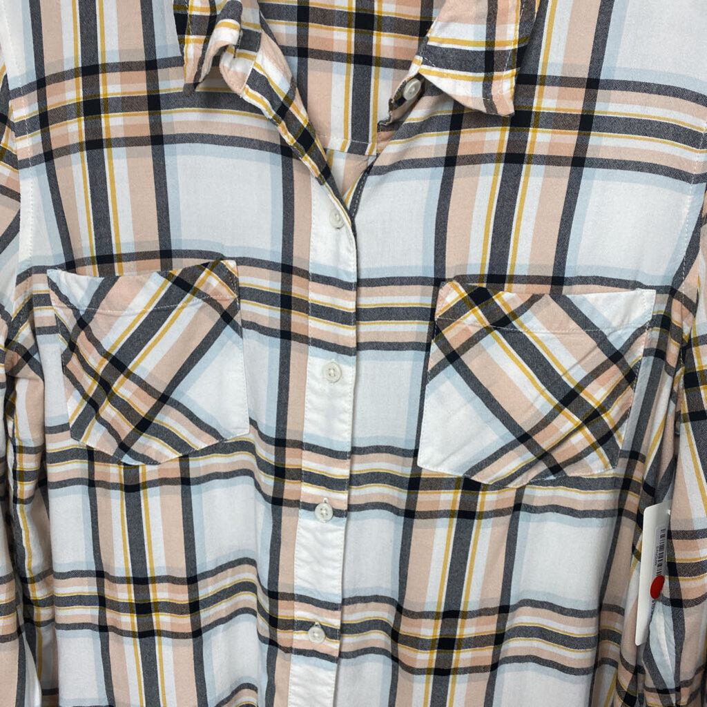 LONG SLEEVE PLAID BUTTON UP