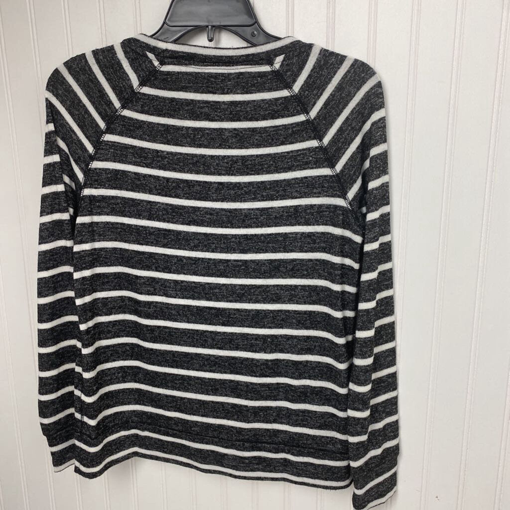 LONG SLEEVE KNIT TOP
