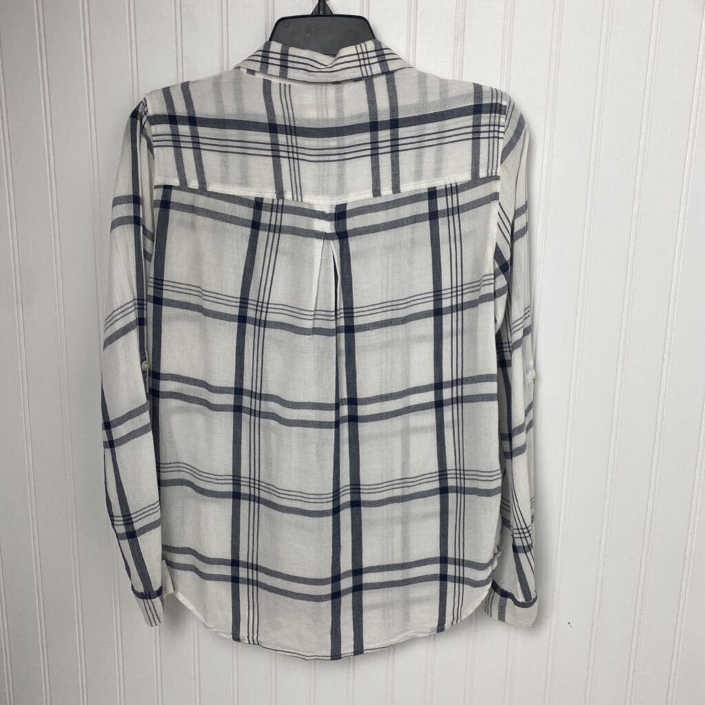 LONG SLEEVE BUTTON UP