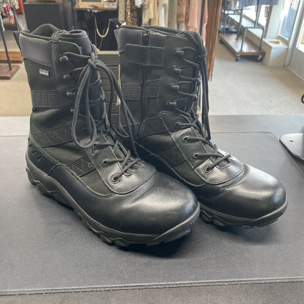 WATERPROOF BOOTS