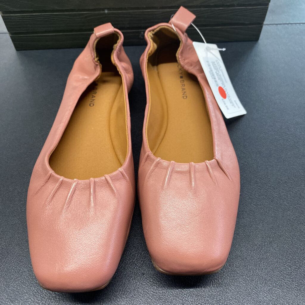 BASIC FLATS