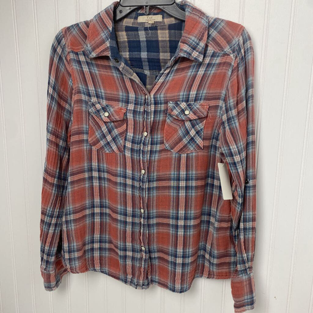 LONG SLEEVE PLAID BUTTON UP
