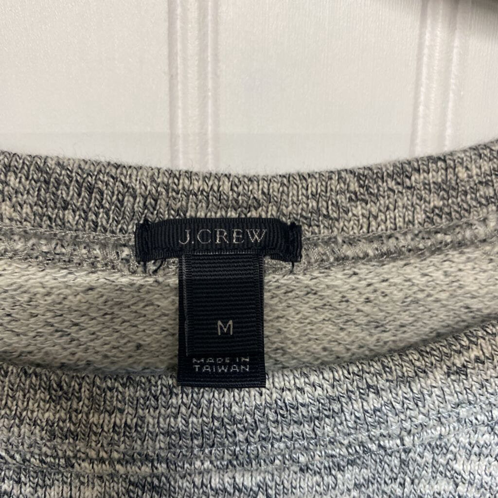 *CROPPED SLEEVE BASIC SWEATSHIRT