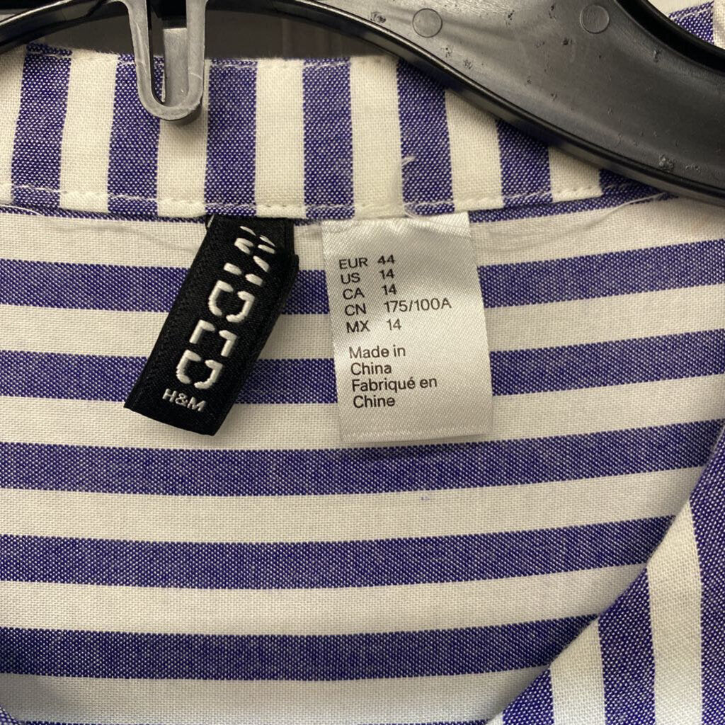 *LONG SLEEVE STRIPED BUTTON UP SHIRT