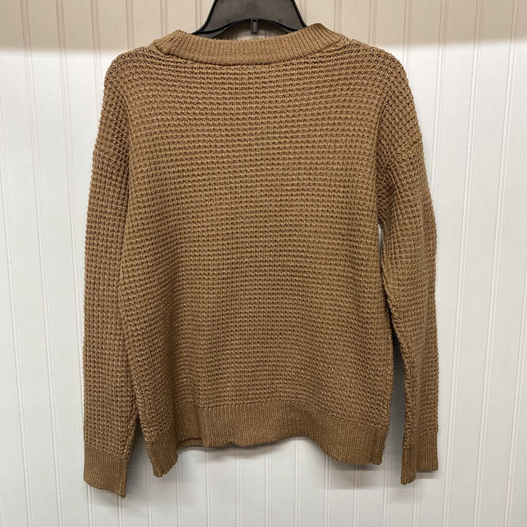 *LONG SLEEVE KNIT SWEATER