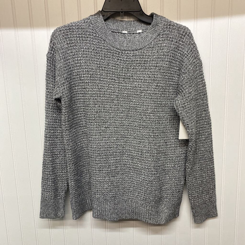 *LONG SLEEVE KNIT SWEATER