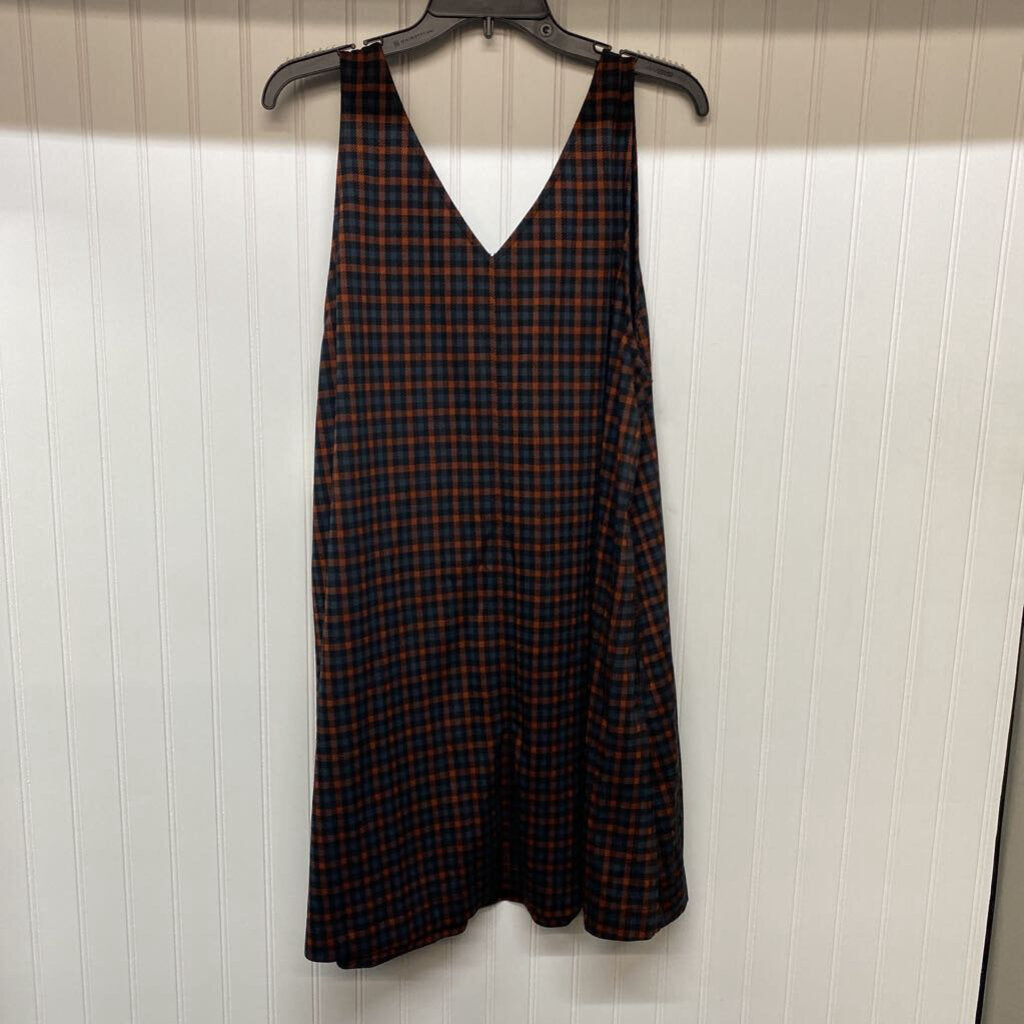 SLEEVLESS JUMPER DRESS