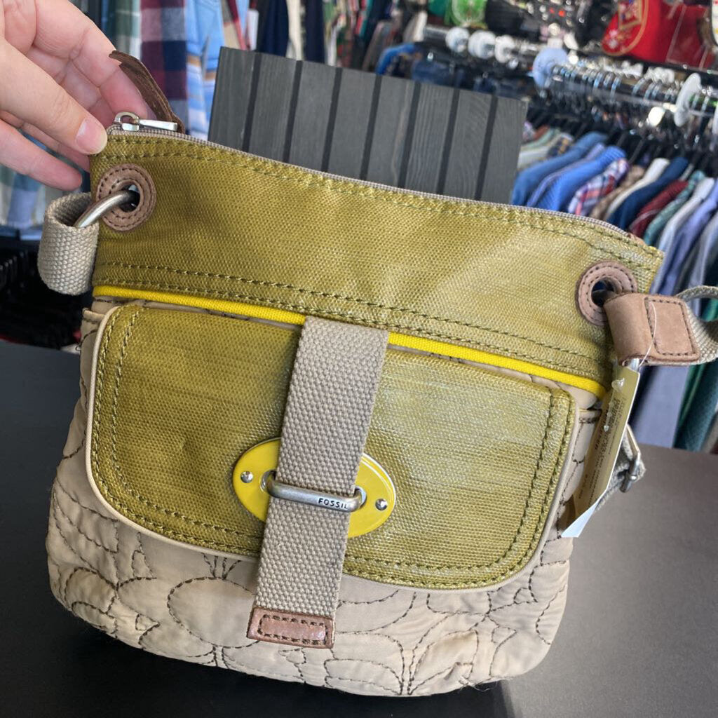 *QUILTED CROSSBODY MESSENGER BAG