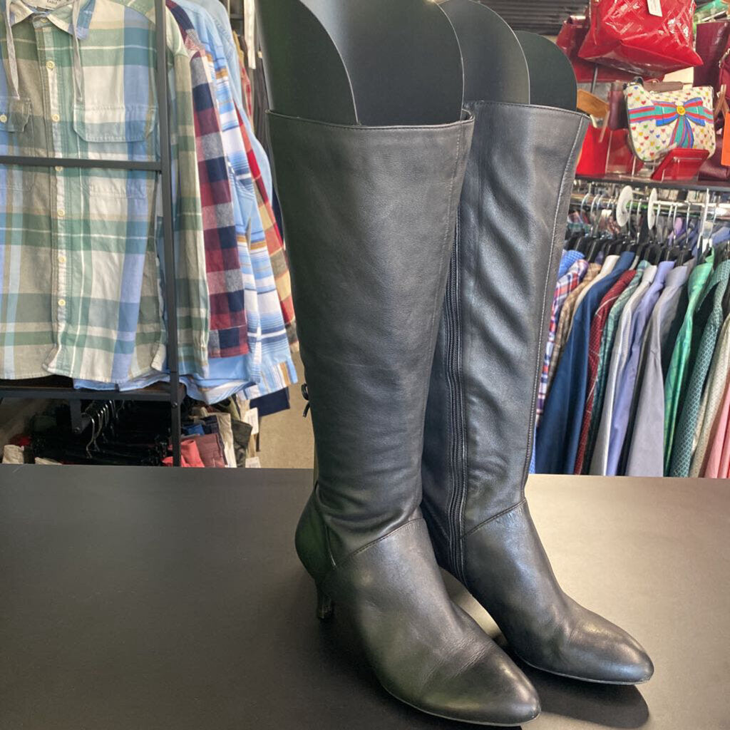 *MID CALF LEATHER KITTEN HEEL BOOTS
