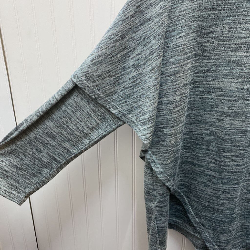 LONG SLEEVE KNIT TOP