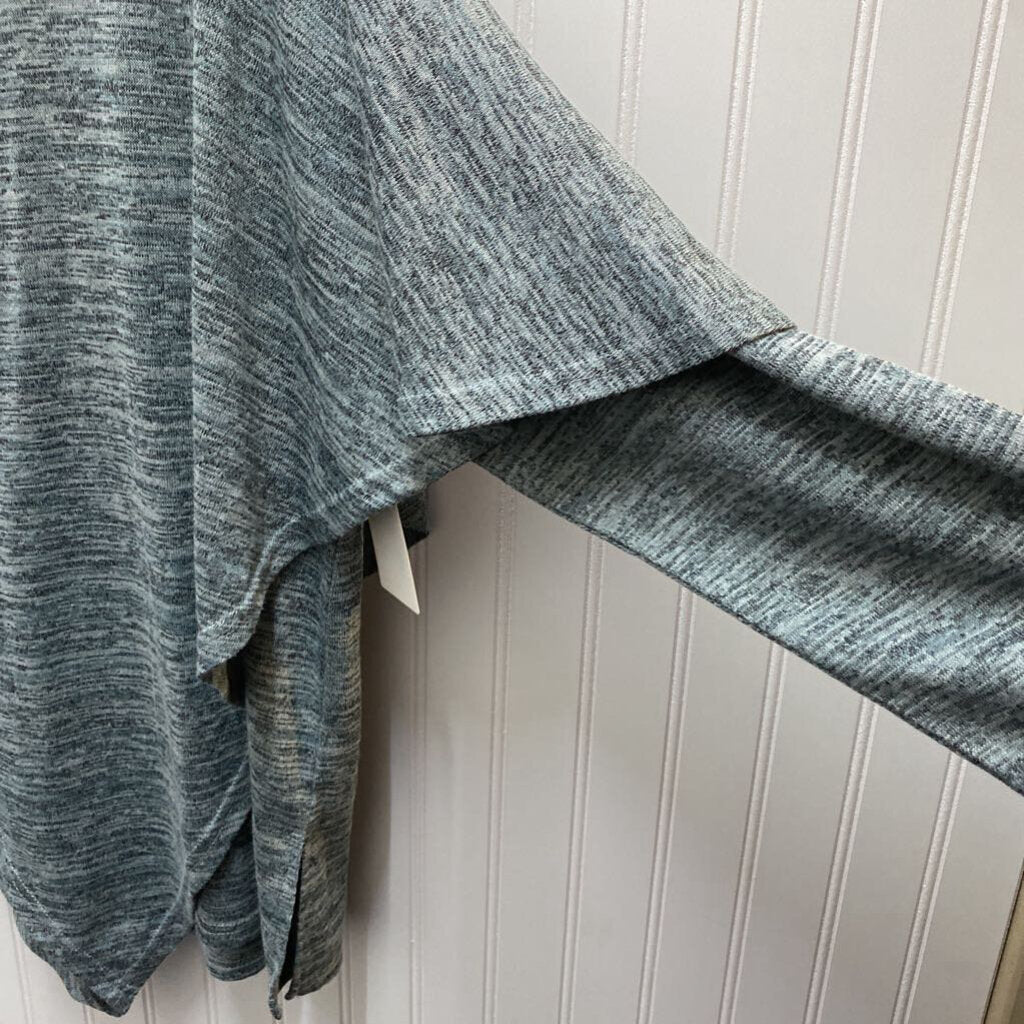 LONG SLEEVE KNIT TOP