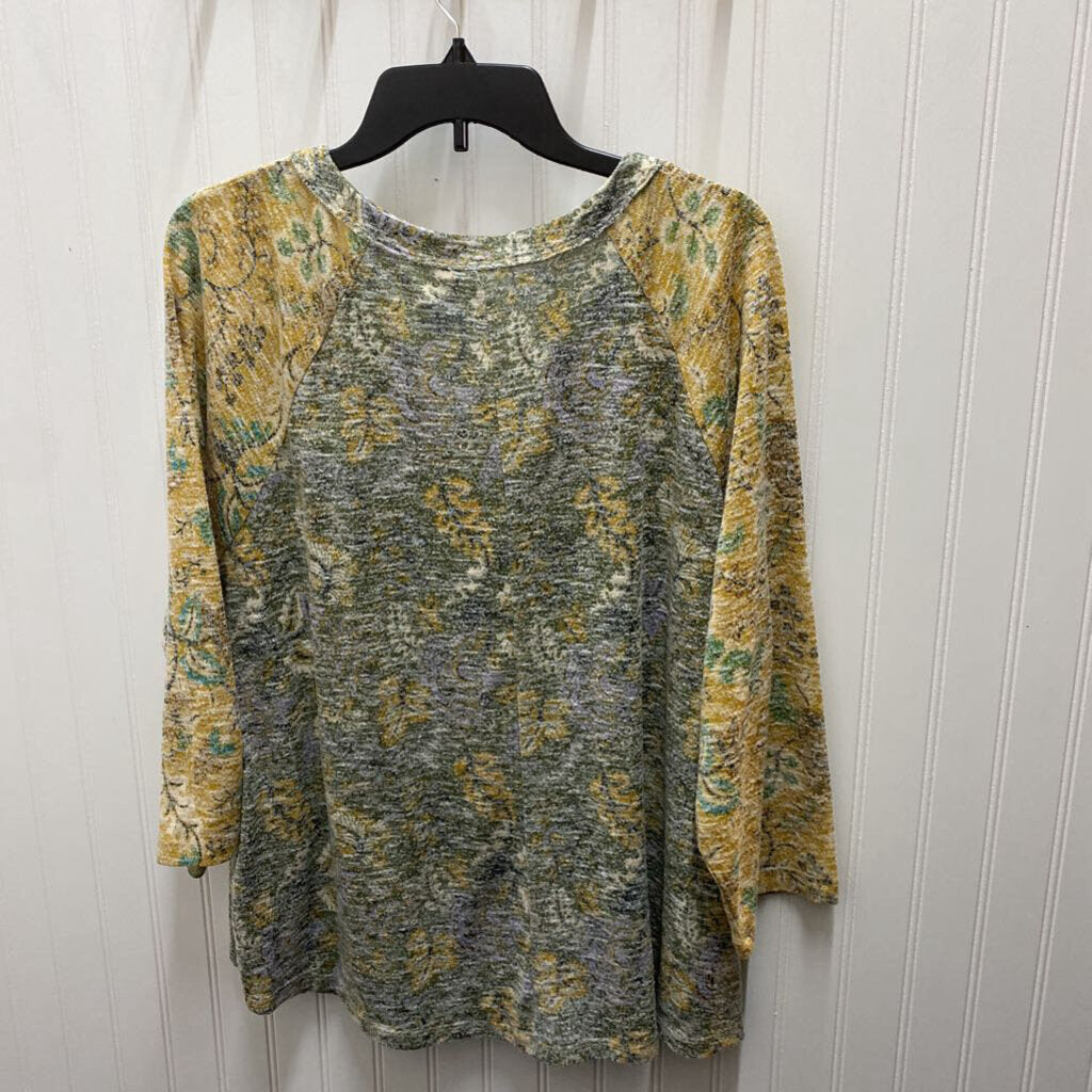 LONG SLEEVE PRINTED KNIT TOP