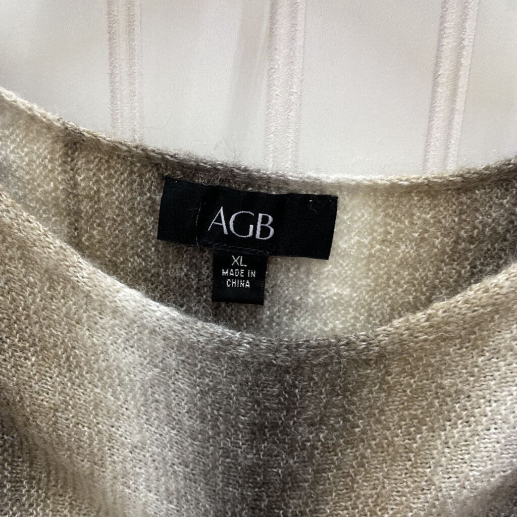 LADIES SWEATER