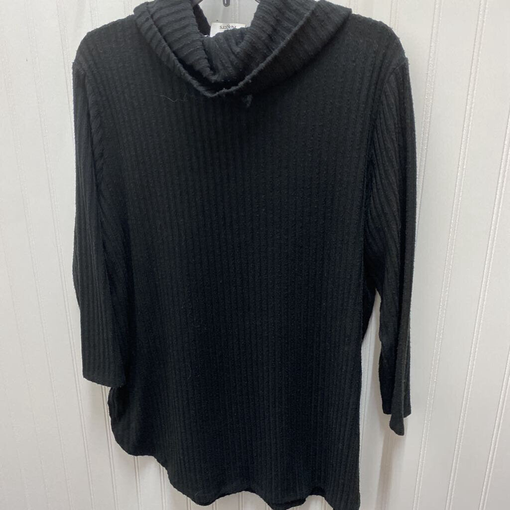 LONG SLEEVE KNIT TOP