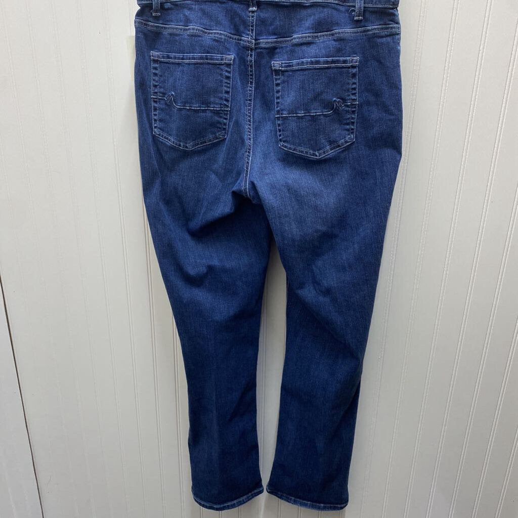 WOMENS PLUS JEANS