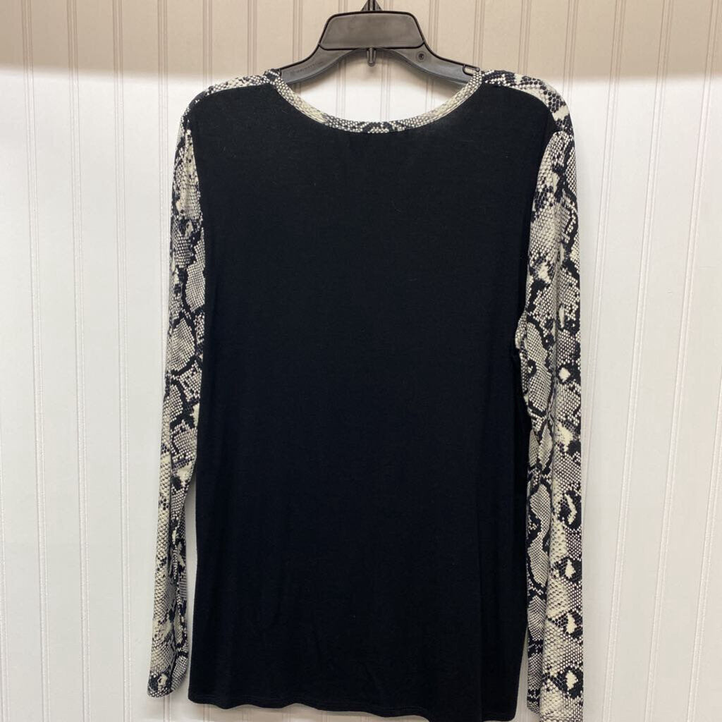 REPTILE PRINT LONG SLEEVED