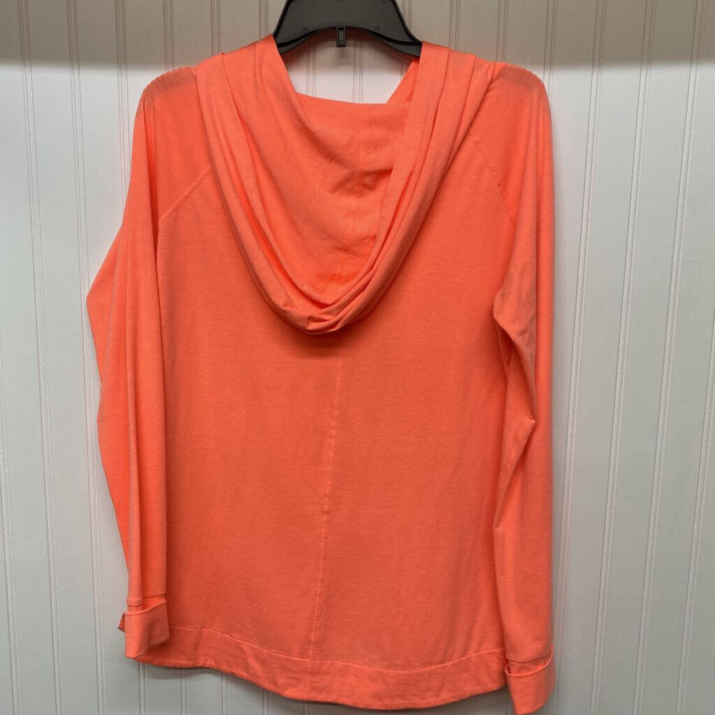LONG SLEEVED HOODED TOP