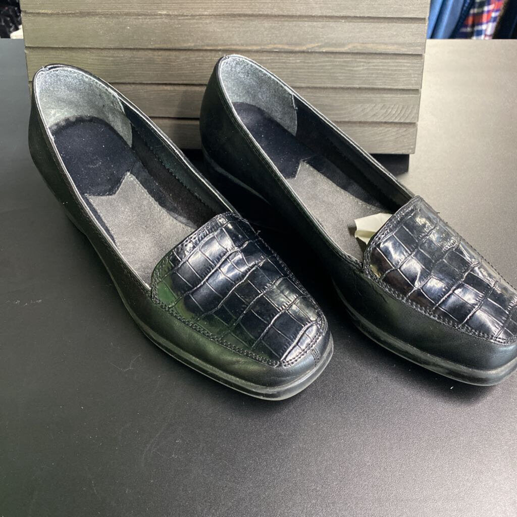 WEDGE DRESS SHOE