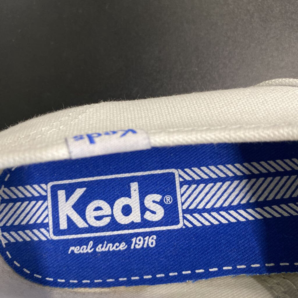 CANVAS TENNIS SHOES