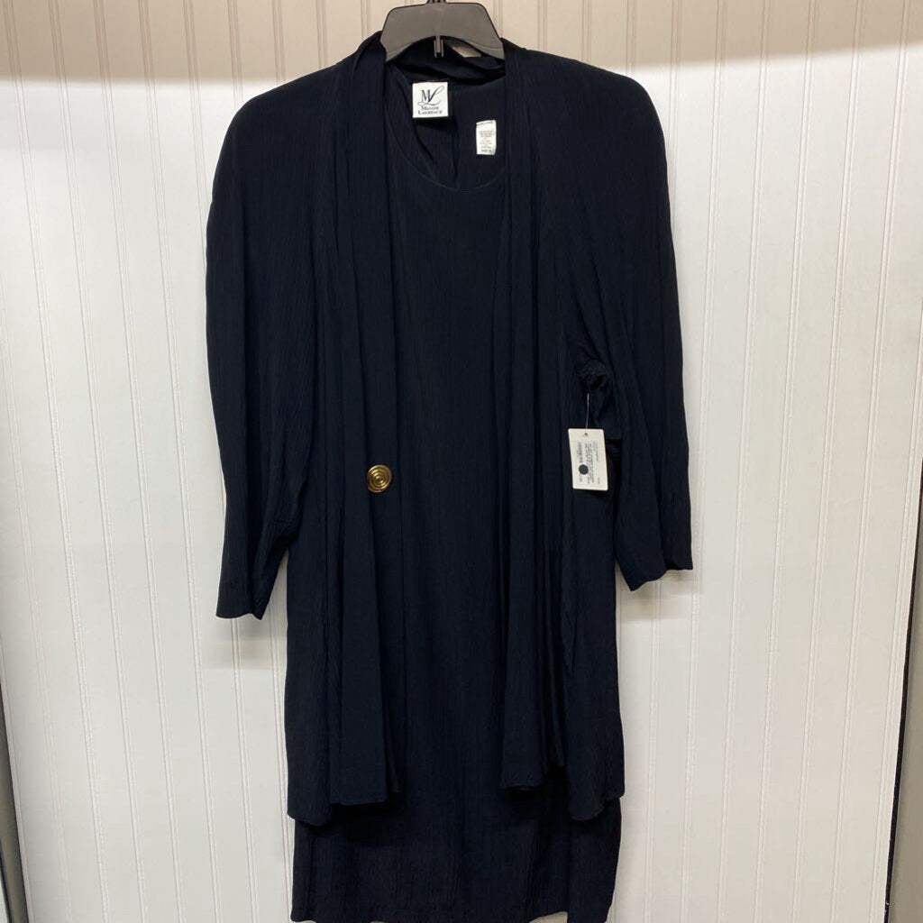 SLEEVLESS DRESS AND JACKET