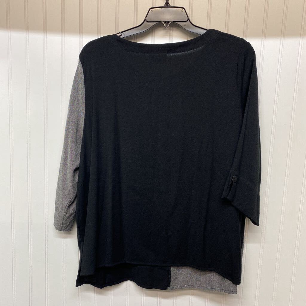BLACK AND GRAY LONG SLEEVED