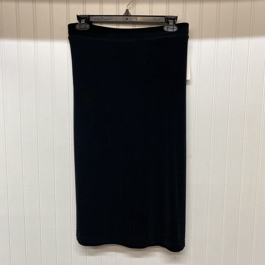 LONG SKIRT