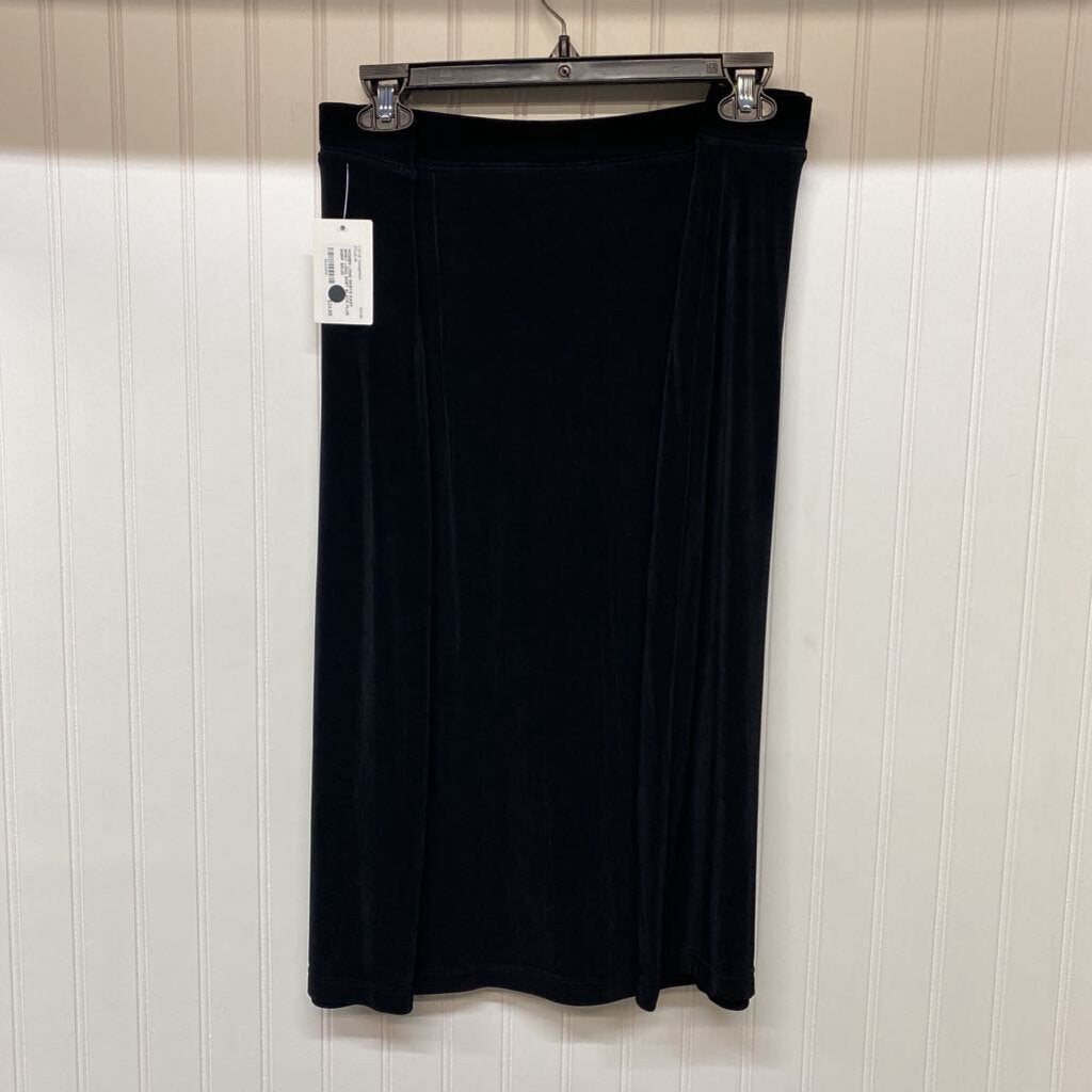 LONG SKIRT