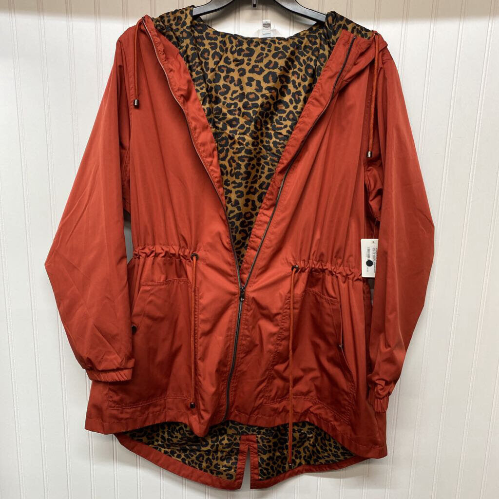 HOODED WINDBREAKER