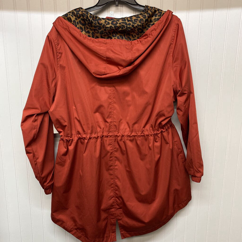 HOODED WINDBREAKER