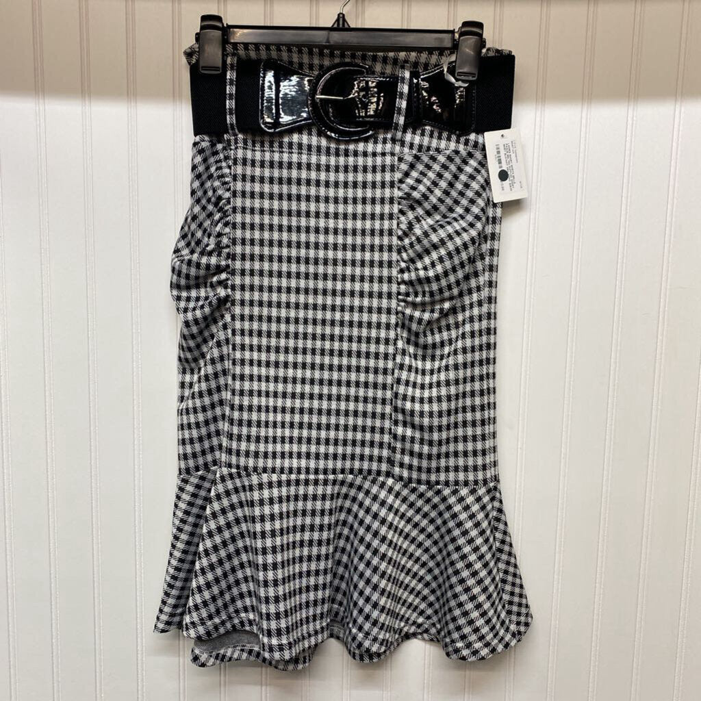BELTED RUFFLED SHORT SKIRT